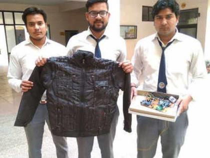 College students design women’s jacket which gives electric shock if wearer is touched | सावधान! महिलेला वाईट हेतूने स्पर्श केला तर लागेल '3000 वोल्ट'चा शॉक