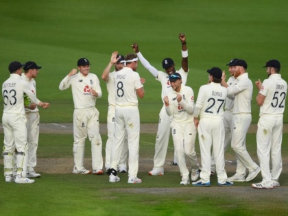 England vs Pakistan 1st Test: England have brought this game back into the balance, Pakistan are 137/8, leading by 244 | England vs Pakistan 1st Test: शतकी आघाडी घेऊनही पाकिस्तानची हाराकिरी; तिसऱ्या दिवशी पडल्या 14 विकेट्स