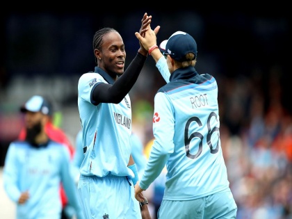 ICC World Cup 2019: Sri Lanka set 233 runs target against England, Angelo Mathews score not out 85 run | ICC World Cup 2019 : मॅथ्यूजची एकाकी झुंज, श्रीलंकेचे इंग्लंडसमोर माफक लक्ष्य