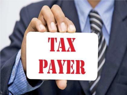 Ready to hit taxpayers hard; Goverment to end tax exemption | करदात्यांना मोठा झटका देण्याची तयारी; सरकार करसवलत संपवण्याच्या दिशेने