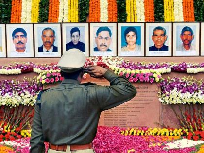 ... We will never forget that attack, Modi paid homage to the martyrs | ... तो भ्याड हल्ला आम्ही कधीही विसरू शकत नाही, मोदींकडून शहिदांना आदरांजली