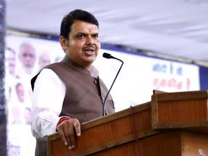 Former Chief Minister Devendra Fadnavis will be investigated in Bhima-Koregaon case? | माजी मुख्यमंत्री देवेंद्र फडणवीस यांची कोरेगाव-भीमा प्रकरणी चौकशी होणार?