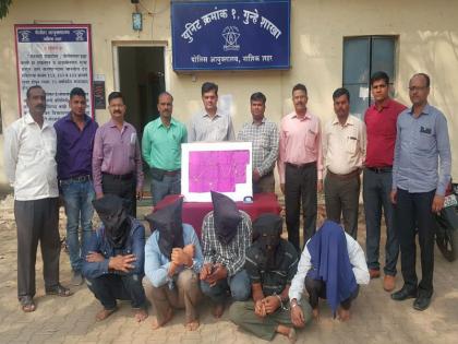  nashik,shirampur,erani,gang,arrested,gold,recovered | सोनसाखळी खेचणा-या इराणी टोळीस दिल्लीहून अटक