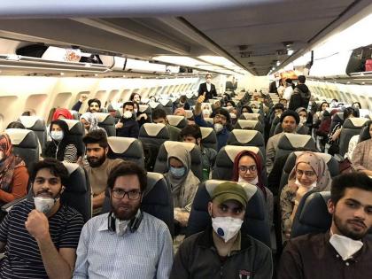 234 Indians stranded in Iran have arrived in India. | मोदींनी पूर्ण केले आश्वासन, कोरोनाच्या दहशतीखाली अडकलेले 234 भारतीय देशात परतले