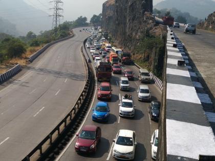 An alternative road to Pune-Mumbai expressway | पुणे-मुंबई द्रुतगती महामार्गावर पर्यायी रस्ता