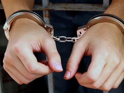 Arrested for demanding ransom at lawyer's house | वकिलाच्या घरी खंडणी मागणारा जेरबंद