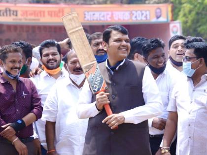 I'm done! Will also bowl fast and throw a googly; Tola of Devendra Fadnavis | माझं ठरलंय! वेगवान बाॅलिंगही करणार आणि गुगलीही टाकणार; देवेंद्र फडणवीसांचा टोला