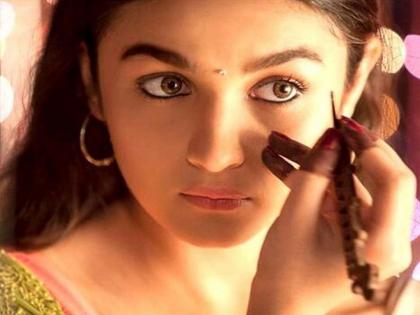 Best way to protect eyeliner from smudging in summer | उन्हाळ्यात घामामुळे आयलायनर स्मज होतंयं?; 'ही' वॉटरप्रूफ पद्धत ट्राय करा