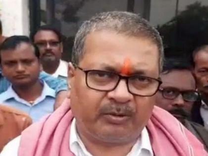 MLA Raju Karemore abuses female employee again in obscene language; video clip goes viral | आमदार कारेमोरेंची पुन्हा घसरली जीभ, महिला कर्मचाऱ्याला शिवीगाळ करतानाचा व्हिडीओ व्हायरल