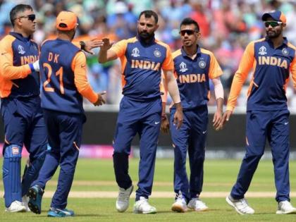 India vs England, Latest News: Mohammed Shami helps in tough times for indian team | India Vs England, Latest News : कठीण समय येता मोहम्मद शमी धावून येतो...