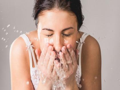 frequent face wash is also harmful know what is the right way | सतत चेहरा धुताय? त्वचेसाठी ठरू शकतं नुकसानदायक!