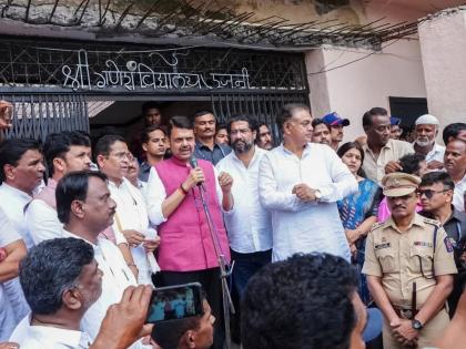 'Hey Dada, don't do politics'; CM Devendra Fadanvis reprimands farmer who demanded wet drought | सातत्याने ओल्या दुष्काळाची मागणी केल्याने व्यत्यय; मुख्यमंत्री म्हणाले,'दादा, राजकारण नको!' 'Hey Dada, don't do politics'; CM Devendra Fadanvis reprimands farmer who demanded wet drought | सातत्याने ओल्या दुष्काळाची मागणी केल्याने व्यत्यय; मुख्यमंत्री म्हणाले,'दादा, राजकारण नको!'