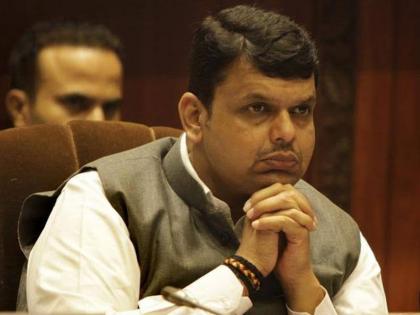 Devendra Fadnavis writes to CM Uddhav Thackeray on corona test | CoronaVirus News : "मुंबईत चाचण्यांची कमी होणारी संख्या चिंताजनक; आकडेवारी कमी-अधिक दाखवून फायदा नाही"