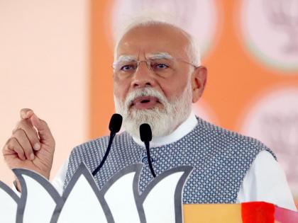 'Narendra Modi is a big-hearted leader, sent a message and it was done', former congress leader arjun modhwadia told the story | 'नरेंद्र मोदी मोठ्या मनाचा नेता, एक मेसेज पाठवला अन् काम झालं', काँग्रेसच्या माजी नेत्यानं सांगितला किस्सा