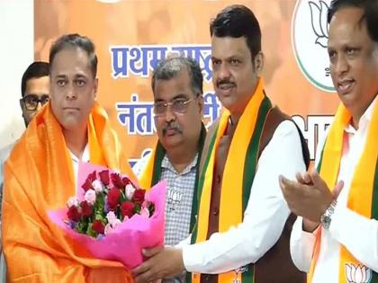 Amit Satam elected as Mumbai BJP president; Will record in BMC, claims CM Devendra Fadnavis | अमित साटम मुंबई भाजपाचे नवे अध्यक्ष; महापालिकेत नवा रेकॉर्ड करणार, CM देवेंद्र फडणवीसांचा दावा Amit Satam elected as Mumbai BJP president; Will record in BMC, claims CM Devendra Fadnavis | अमित साटम मुंबई भाजपाचे नवे अध्यक्ष; महापालिकेत नवा रेकॉर्ड करणार, CM देवेंद्र फडणवीसांचा दावा