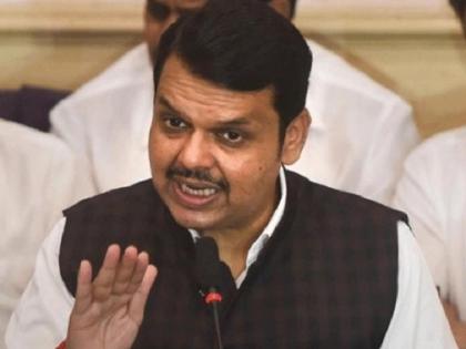 Instead of declaring aid, the authorities should demand GST refund; Fadnavis attacks the state government | मदत जाहीर करायचे सोडून सत्ताधाऱ्यांचा जीएसटी परताव्यावरुन कांगावा; फडणवीसांचा राज्य सरकारवर हल्लाबोल