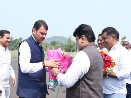 BJP officials boycott Devendra Fadnavis' visit to Ratnagiri | देवेंद्र फडणवीस यांच्या रत्नागिरीतील दौऱ्यावर भाजप पदाधिकाऱ्यांचा बहिष्कार, वरिष्ठांना फोन