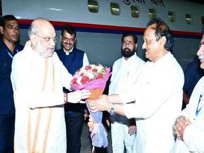 अमित शाहांची रणनीती, बंद दाराआड पाऊण तास खलबतं; CM फडणवीस अन् दोन्ही उपमुख्यमंत्र्यांसोबत चर्चा - Marathi News | Amit Shah closed-door meeting with CM Devendra Fadnavis and 2 Deputy CM Ajit Pawar, Eknath Shinde at Shirdi | Latest maharashtra News at Lokmat.com