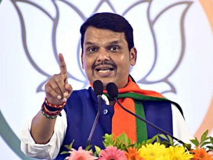 Uddhav Thackeray can also Win 51 out of 48 seats; Devendra Fadnavis target | उद्धव ठाकरे ४८ पैकी ५१ जागाही आणू शकतात; देवेंद्र फडणवीसांनी उडवली खिल्ली