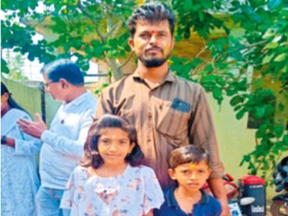 Time has stolen the saffron on the day of Vat Poornima. | वटपौर्णिमेदिवशीच काळाने हिरावलं कुंकू Time has stolen the saffron on the day of Vat Poornima. | वटपौर्णिमेदिवशीच काळाने हिरावलं कुंकू