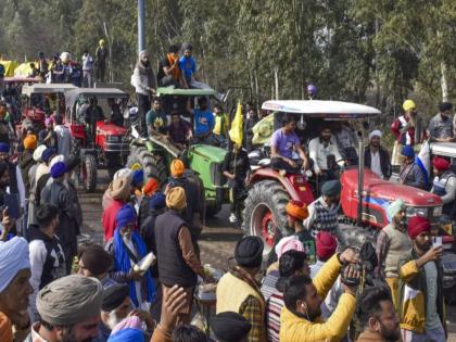 farmers protest sanyukt kisan morcha postponed delhi chalo march till february 29 | शेतकऱ्यांचा ‘चलो दिल्ली मार्च’ २९ फेब्रुवारीपर्यंत पुढे ढकलला; संयुक्त किसान मोर्चाने घेतला निर्णय