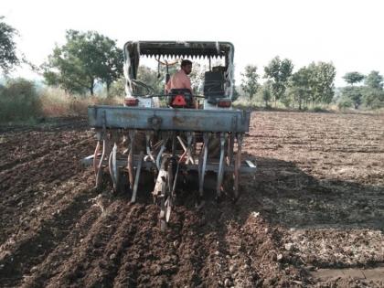 soil moisture; Rabi season sowing speed up, 58 per cent sowing completed | जमिनीत ओलावा; रब्बी हंगामातील पेरणीला गती, ५८ टक्के पेरणी आटोपली