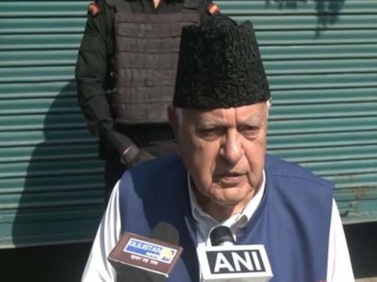 National Conference leader Farooq Abdullah has targeted Pakistan over the recent terrorist attacks in Jammu and Kashmir | "३० वर्षांपासून पाहतोय, हे थांबणार नाही"; १५ दिवसांत १९ जणांच्या हत्येनंतर फारुख अब्दुल्लांची प्रतिक्रिया