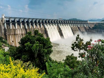 Sardar Sarovar is being discussed in Gujarat elections! | गुजरात निवडणुकीत सरदार सरोवराचीच होतेय चर्चा!