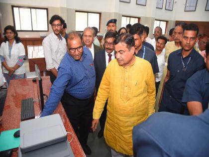 State-of-the-art autopsy complex in Mayo to be first in country says Nitin Gadkari | मेयोतील अद्ययावत शवचिकित्सा संकुल हे देशातील पहिले असावे - नितीन गडकरी 