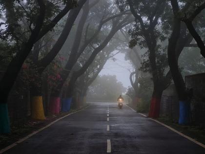 Kolhapur cool mercury below average, traffic affected due to fog | कोल्हापुर गारठले, पारा सरासरीच्या खाली, धुक्यामुळे वाहतुकीवर परिणाम