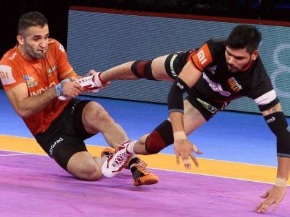 Pro Kabaddi League: Iran's fazel atrachali make a record | Pro Kabaddi League : इराणचा खेळाडू घालतोय धुमाकूळ; भारतीयांची करतोय पकड