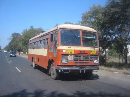 21 thousand 714 workers were traveled by ST to reach there states hrb | CoronaVirus लालपरी तीन दिवस सतत धावतेय; २१ हजार ७१४ मजुरांना सोडले