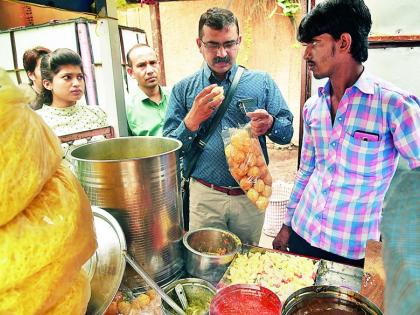 Lokmat Impact: Onion handling 17 food items in Nagpur | लोकमत इम्पॅक्ट : नागपुरात खाद्यपदार्थांच्या १७ हातठेल्यांवर धाड