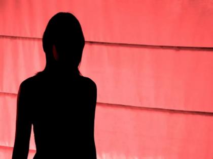 The family practice of prostitution, ‘her’ endless; Stuck in depression | देहविक्रय करण्याची कुटुंबाची प्रथा, ‘तिचे’ बेहाल संपेना; अडकली नैराश्येत