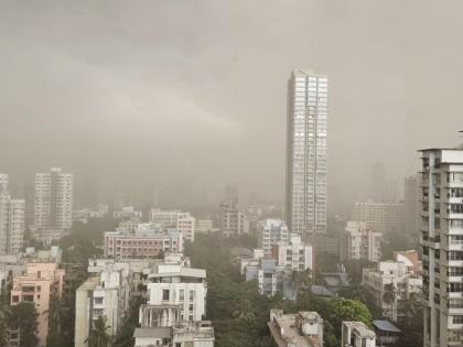 stormy clouds over mumbai higher chances of Dust storm accompanied by thunder in next 3 hours | Dust Storm: मुंबईत वादळ वारं सुटलंय... विमानतळाचा रनवे बंद; पावसाला सुरुवात, मेट्रो-१ सेवा ठप्प