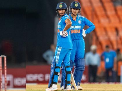 Harmanpreet Kaur moves up to ninth, Smriti Mandhana remains fourth in latest Women’s ODI rankings | शतकी तोऱ्याचा Smriti Mandhana ला मोठा फायदा! Harmanpreet Kaur ची टॉप १० मध्ये एन्ट्री