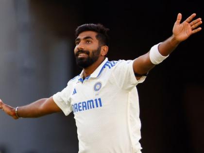 Australia vs India Jasprit Bumrah Equals Kapil Dev's Staggering Record With 5-Wicket Haul In Perth Test | AUS vs IND : बुमराहचा 'पंजा'! कपिल पाजींशी बरोबरी अन् अक्रमचा विक्रम मोडण्याचा पराक्रम