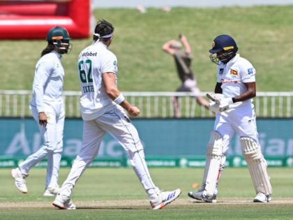 South Africa vs Sri Lanka 1st Test sri lanka lowest test score south africa all out 20 wicket fall in 64 overs in Durban Test Match | SA vs SL Test : श्रीलंकेचा संघ ४२ धावांत All Out! ६४ ओव्हर्समध्ये पडल्या २० विकेट्स