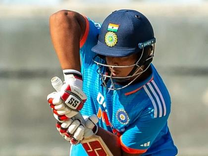 India U19 vs United Arab Emirates U19 Vaibhav Suryavanshi Smash Fifty Also Hit Log Six In Inning Watch Video | Vaibhav Suryavanshi च्या भात्यातून आली कडक फिफ्टी! लाँग सिक्सरसह दाखवली ताकद (VIDEO)