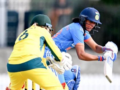 Smriti Mandhana Jemimah Rodrigues Harmanpreet Kaur Flop Show Australia Women Team Beat India Women 1st ODI | स्मृतीसह हरमनप्रीतचा फ्लॉप शो! ऑस्ट्रेलियासमोर भारतीय महिला संघ ठरला हतबल