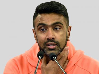 R Ashwin Controversial Statement Hindi Not National Language Know What The Former Indian Spinner Said College Function | आर. अश्विन हिंदी भाषेसंदर्भातील वक्तव्यामुळे चर्चेत; नेमंक काय म्हणाला माजी क्रिकेटर?