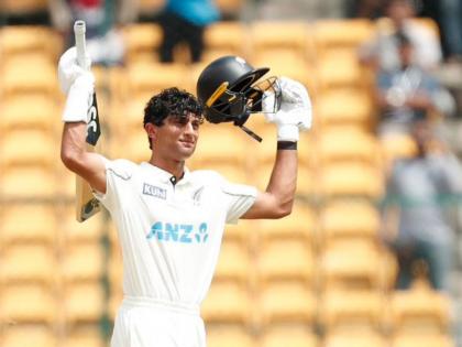 Ind vs NZ Rachin Ravindra's hundred is the first by a New Zealand batter in India since Ross Taylor's 113 runs at the same venue in 2012 | IND vs NZ : सचिन-द्रविडचा कॉम्बो! Rachin Ravindra नं करुन दाखवला खास पराक्रम