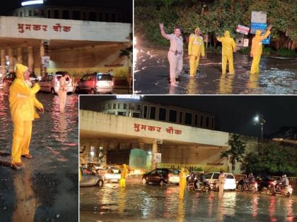 'On duty 24 hours'! Duty ends even in heavy rain, pune police working hard in rain | 'ऑन ड्युटी 24 तास' ! ड्युटी संपली तरीही मुसळधार पावसात कर्तव्य सुरूच...