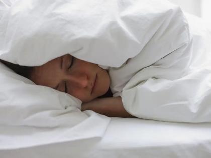 Why do you suddenly feel cold while sleeping | झोपेत अचानक जास्त थंडी का वाजू लागते? जाणून घ्या कारणे...