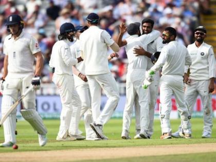 टीम इंडियाच्या ओपनरनेच पटवली विकेटकिपरची बायको...