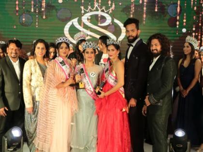 For cancer patients and women empowerment; a woman from Ulhasnagar took part in a women's beauty pageant | कॅन्सर रुग्ण अन् महिला सक्षमीकरणसाठी;उल्हासनगरातील महिलेने घेतली महिला सौंदर्य स्पर्धा