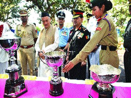 NCC Members Appreciate the Governor; 50 thousand rupees | एनसीसी सदस्यांचे राज्यपालांकडून कौतुक; ५० हजार रुपयांचे बक्षीस