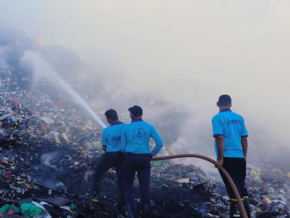 Bhayander dumping fire under control but smoke continues | भाईंदरच्या डंपिंगची आग आटोक्यात पण धूर निघणे सुरूच 