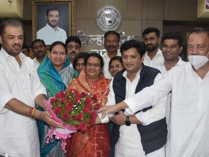 Sumitra Kumbhare became the first woman vice president of Zilla Parishad nagpur | सुमित्रा कुंभारे ठरल्या जिल्हा परिषदेतील पहिल्या महिला उपाध्यक्ष