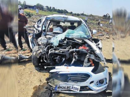 Four friends on their way to Devdarshan killed in accident, incident on Latur-Nanded highway | देवदर्शनासाठी निघालेले चार मित्र अपघातात ठार, लातूर-नांदेड महामार्गावरील घटना